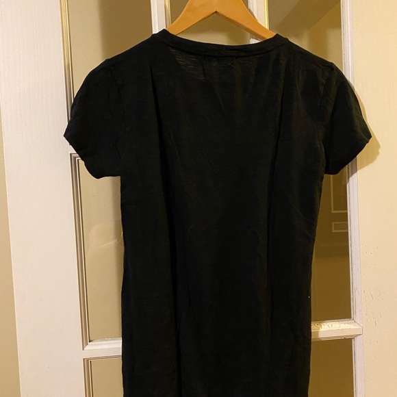 CHRLDR black heart breaker t-shirt size small - Picture 2 of 2